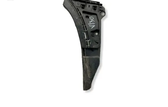 Volvo XC90 Front bumper mounting bracket 08620564