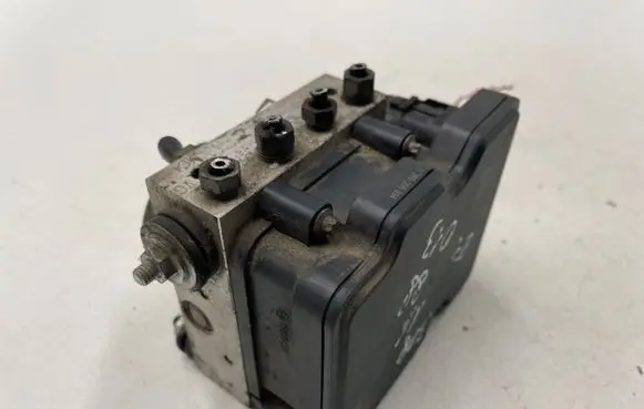 Peugeot 308 ABS Pump 2265106516 0265956062 0220047