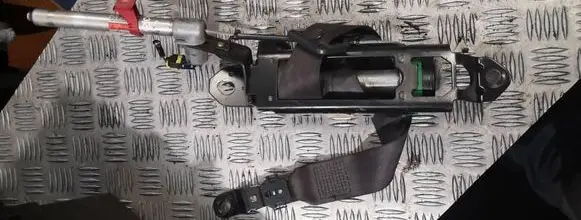 Volvo S60 Front seatbelt 8626240