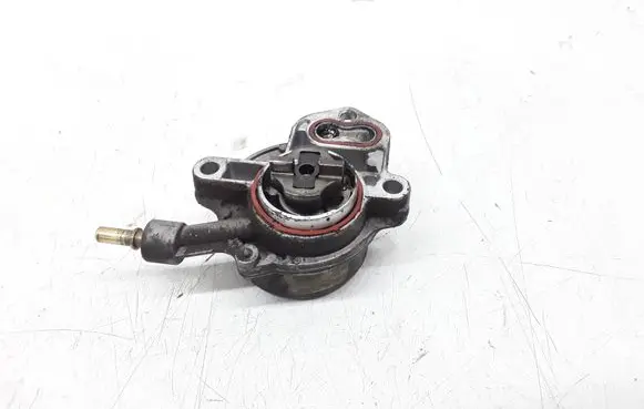 Peugeot 607 Vacuum pump 72266601