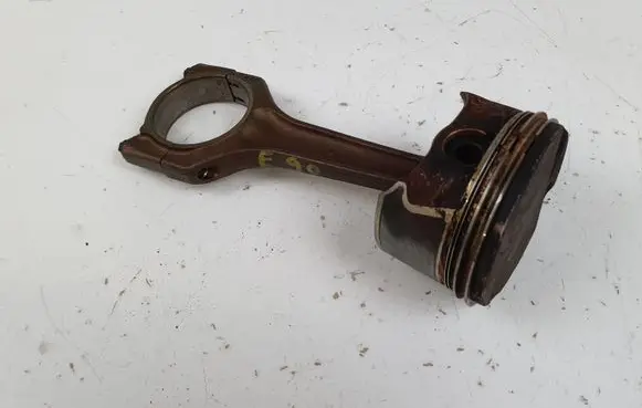 BMW 3 E90 E91 Piston with connecting rod