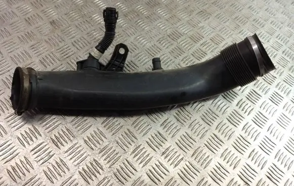 BMW X3 F25 Air intake hose/pipe 7583714 23557610 1039928S05