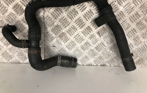 Volkswagen Tiguan Engine coolant pipe/hose 5N0122051