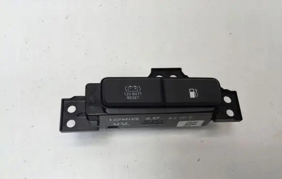 Hyundai Ioniq Fuel tank opening switch 93555G2970