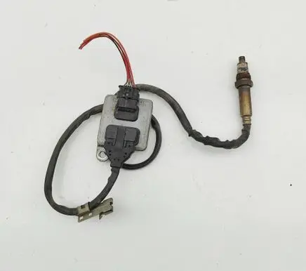 Mercedes-Benz GL X166 Lambda probe sensor A0009053706 5WK96683F