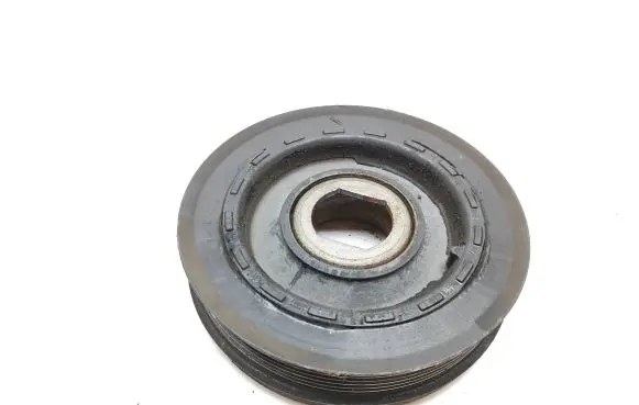 Renault Kadjar Crankshaft pulley 8200762762
