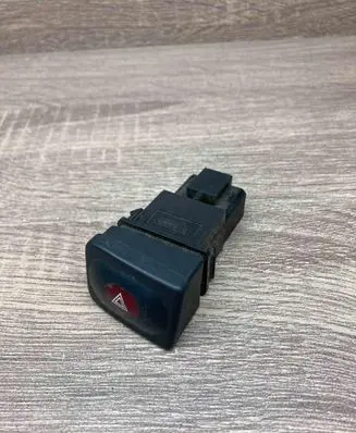 Nissan Primera Hazard light switch 04090