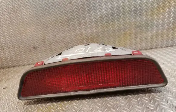 Mercedes-Benz E W210 Third/center stoplight 2108200456