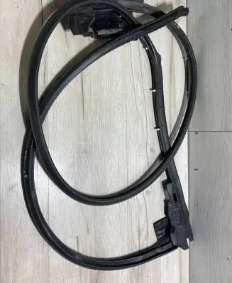 Toyota Hilux VIII Rubber seal rear door 