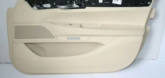 BMW 7 G11 G12 Front door card panel trim