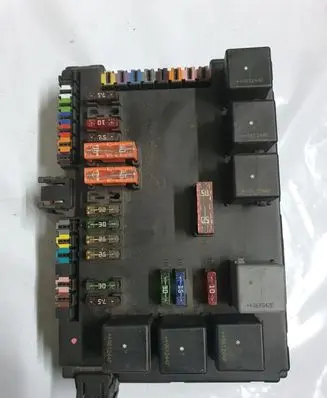 Mercedes-Benz S W221 Fuse module A2215403050 A2215450801