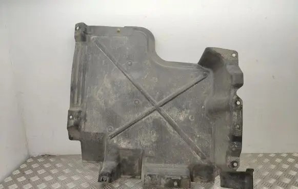 Volkswagen Transporter - Caravelle T6 Rear underbody cover/under tray 7H3825211A