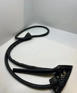 Audi A5 8T 8F Rubber seal front coupe door 8T0837912