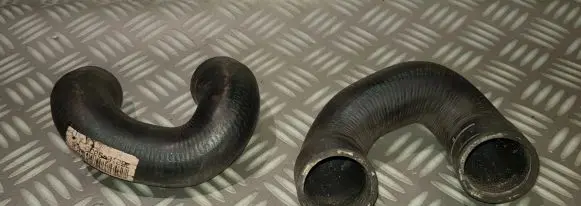 BMW X5 E70 Engine coolant pipe/hose 7521049