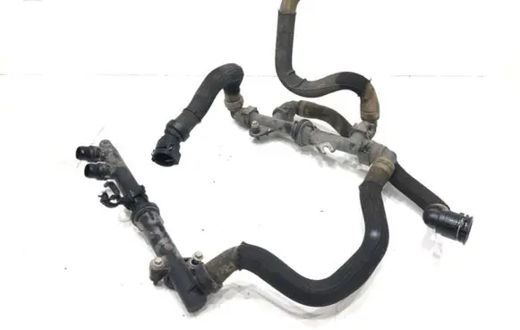 Peugeot 208 Engine coolant pipe/hose 9834745480