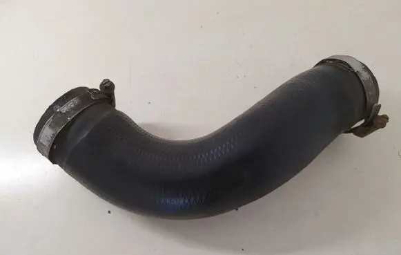 Nissan X-Trail T31 Intercooler hose/pipe
