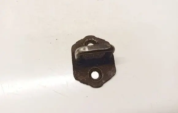 Toyota Avensis T250 Front door lock loop/hook striker 