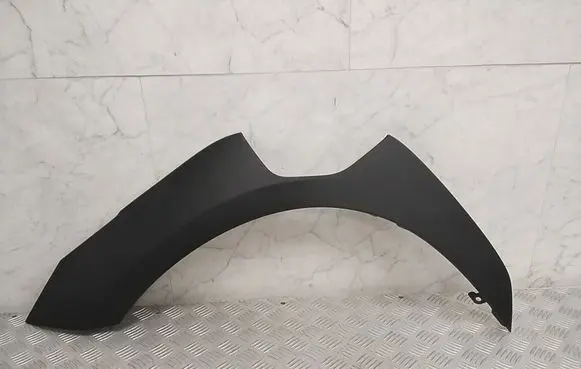 Toyota bZ4X Front arch trim 7561242160