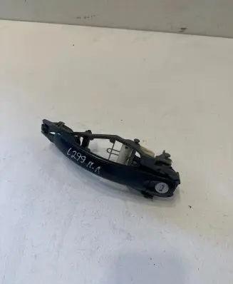 Volkswagen Golf Cross Front door exterior handle 1K0837885A