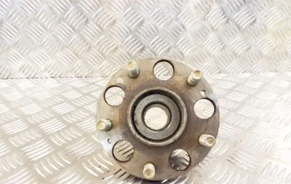 Honda Civic Rear wheel hub