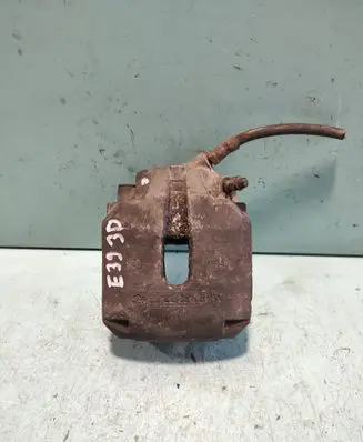 BMW 5 E39 Front brake caliper 6022296