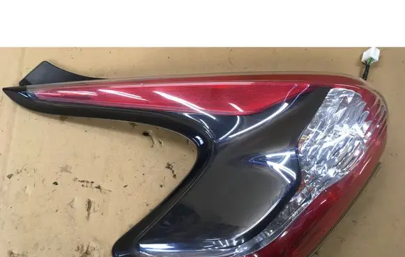 Nissan Juke I F15 Rear/tail lights 26555BV80A