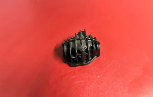 BMW X1 U11 other engine part 8483903