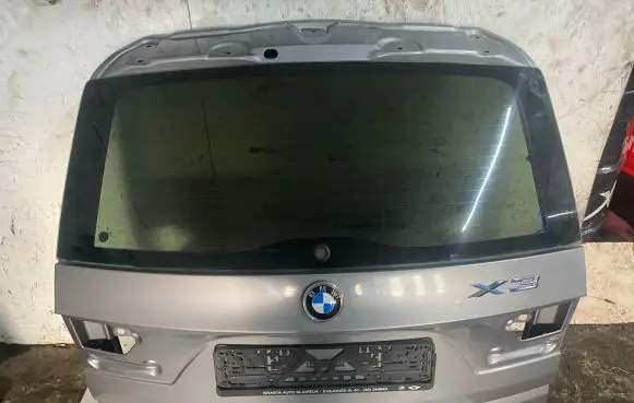 BMW X3 E83 Tailgate/trunk/boot lid