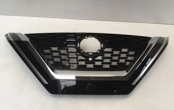 Nissan Qashqai J12 Front bumper upper radiator grill 623106UAA