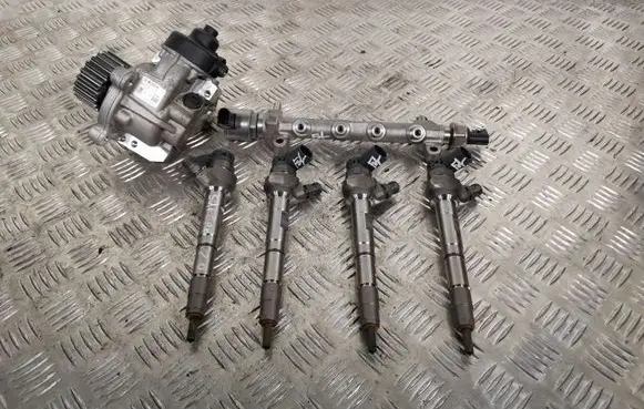 Skoda Superb B8 (3V) Fuel injectors set 0445010537 0445110469