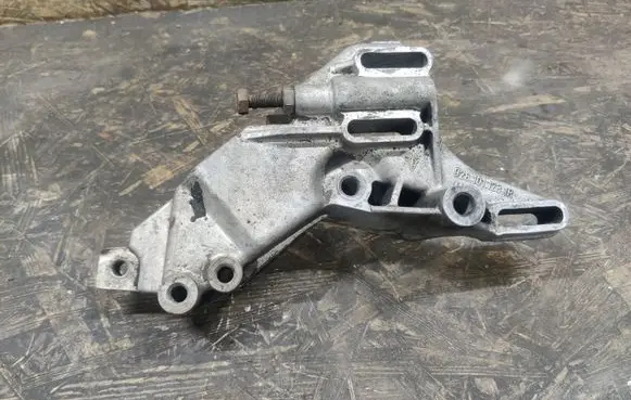Generator/alternator bracket