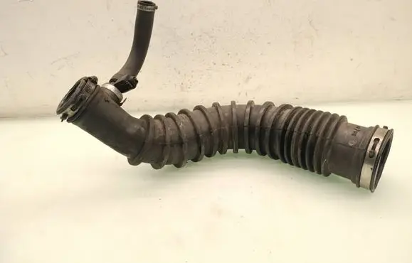 Dodge Journey Turbo air intake inlet pipe/hose 