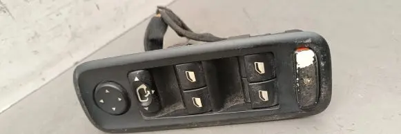 Fiat Ulysse Electric window control switch 53269700 53269704