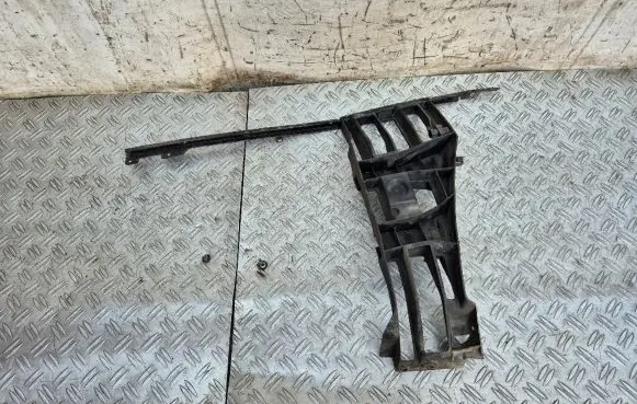 Mercedes-Benz S W221 Rear bumper mounting bracket A2218850216