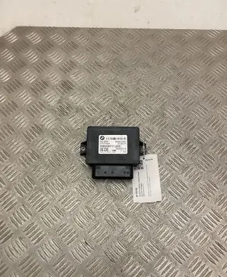 BMW X4 F26 Hand brake control module 23122010