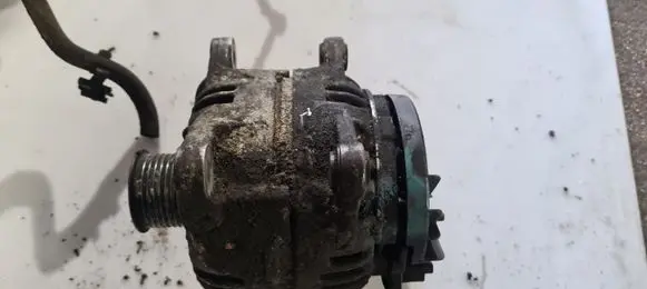 Renault Master II Generator/alternator 8200190721