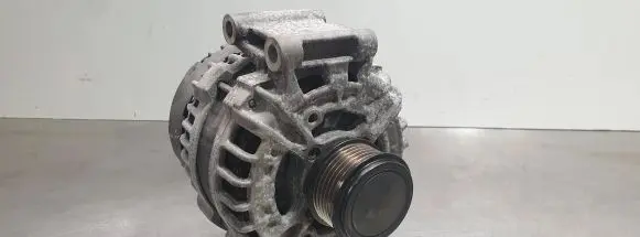 Audi A4 S4 B8 8K Generator/alternator 0125711128