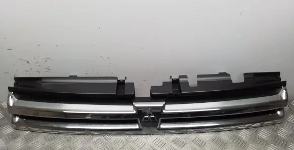 Mitsubishi Space Runner Front bumper upper radiator grill MR275617