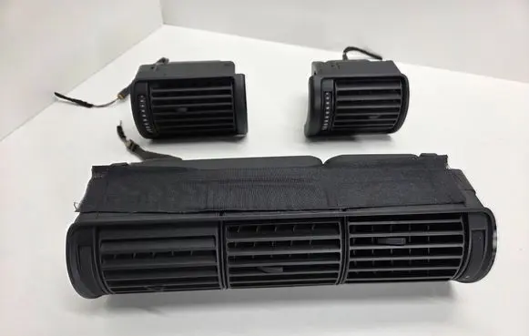 Dash center air vent grill