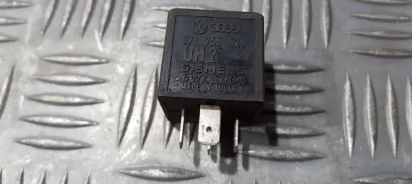 Volkswagen Golf II Other relay 191955529 5wk1704