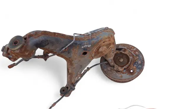 Rear wheel hub spindle/knuckle
