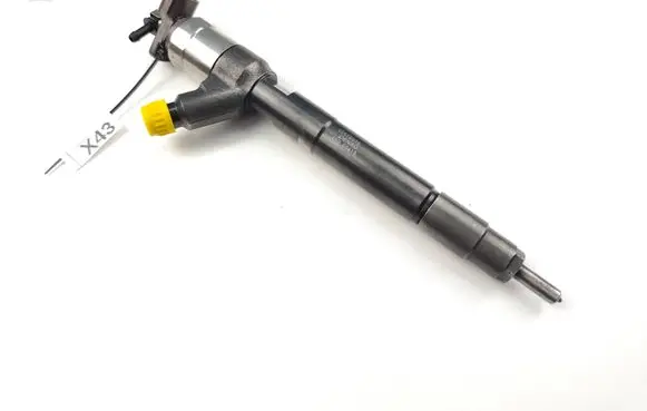 Opel Astra J Fuel injector RGC9399