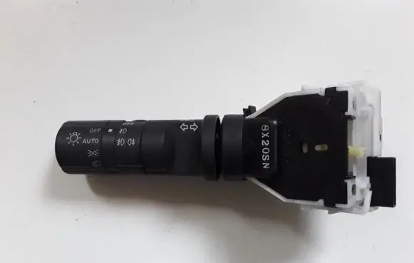 Nissan Qashqai Indicator stalk NILES14425