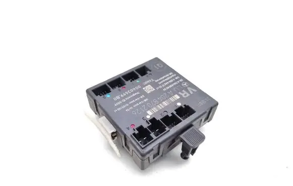 Mercedes-Benz C W204 Door control unit/module A2048702126 A2044421732 A2048208226