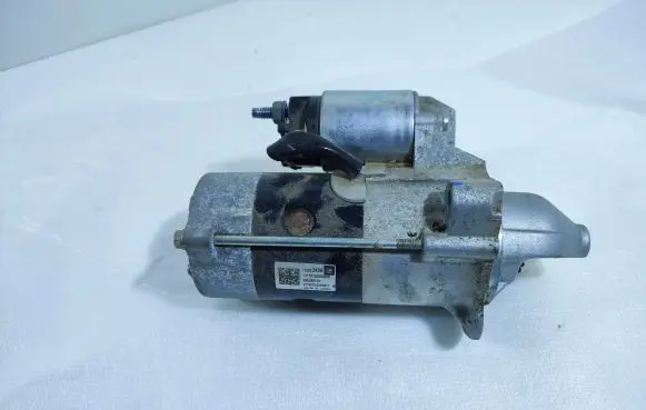 Chevrolet Camaro Starter motor 12652436