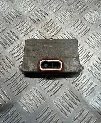 Mercedes-Benz ML W164 Headlight ballast module Xenon 