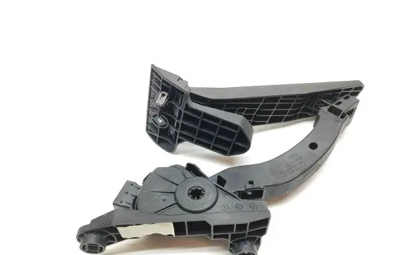 KIA Ceed Accelerator throttle pedal 327003XXXX