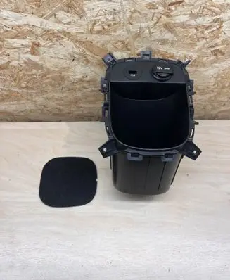 Hyundai Ioniq 5 Glove box central console 