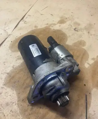 Volkswagen Transporter - Caravelle T5 Starter motor STX200014 9900002610678 12V17KW
