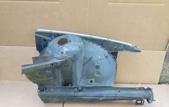 BMW 7 E38 Front quarter panel 8170377